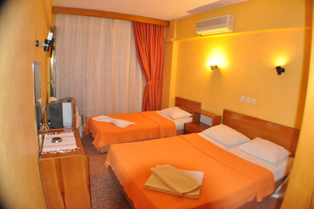Akerdem Hotel Кушадасы Номер фото