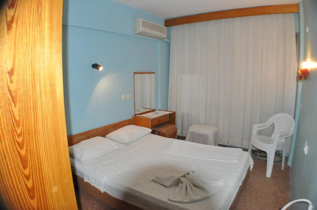 Akerdem Hotel Кушадасы Экстерьер фото