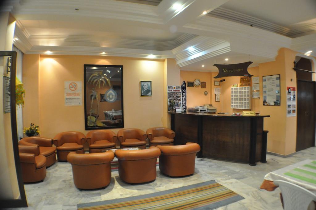 Akerdem Hotel Кушадасы Экстерьер фото